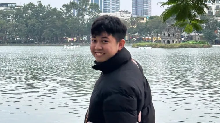 Từ “Nồi Cám Lợn” Đến Dự Án Đầu Tay